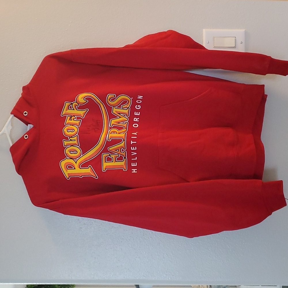 "Little People Big World" Roloff Farms Sweatshirt, Signed by Matt Roloff!
